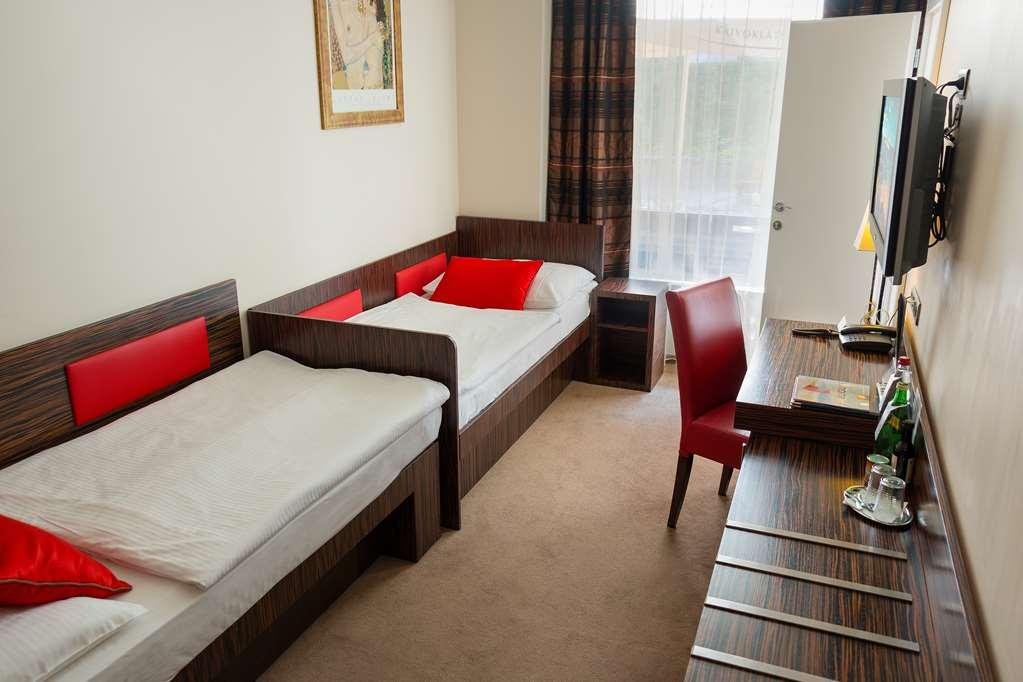 Hotell Ea Crystal Palace
