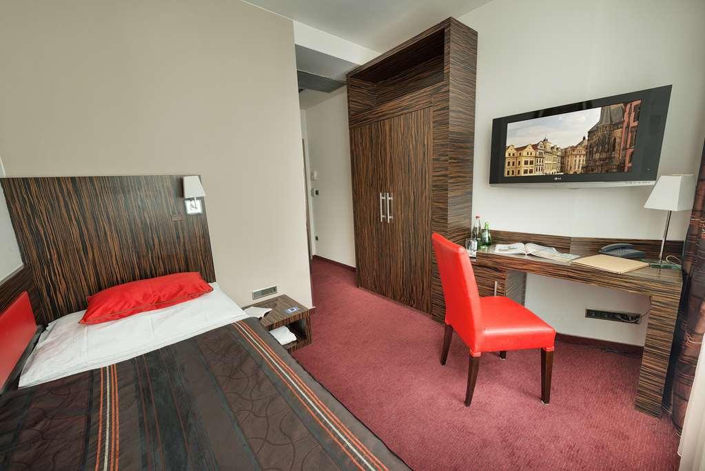 Hotell Ea Crystal Palace Prag