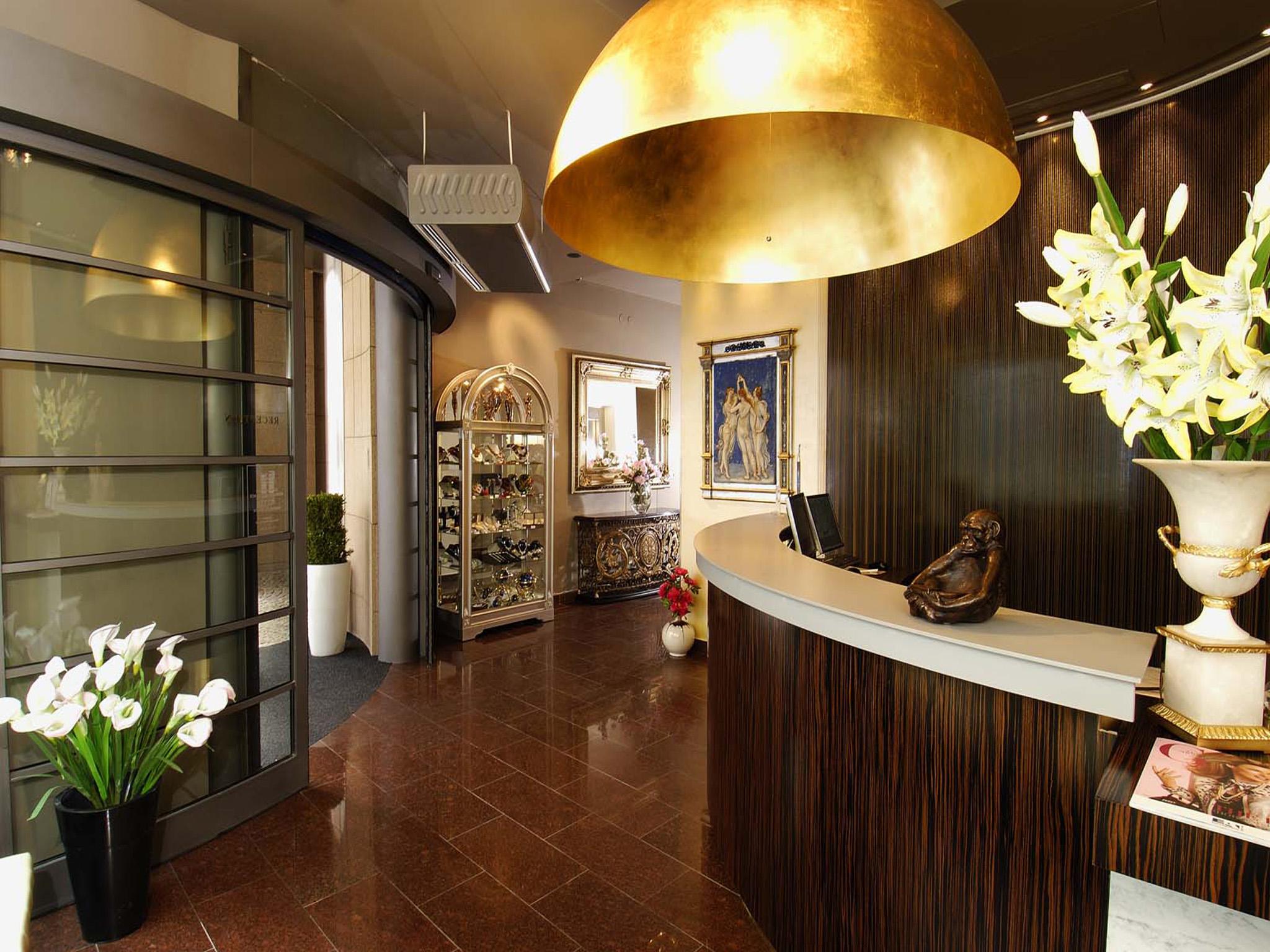 Hotell Ea Crystal Palace Prag