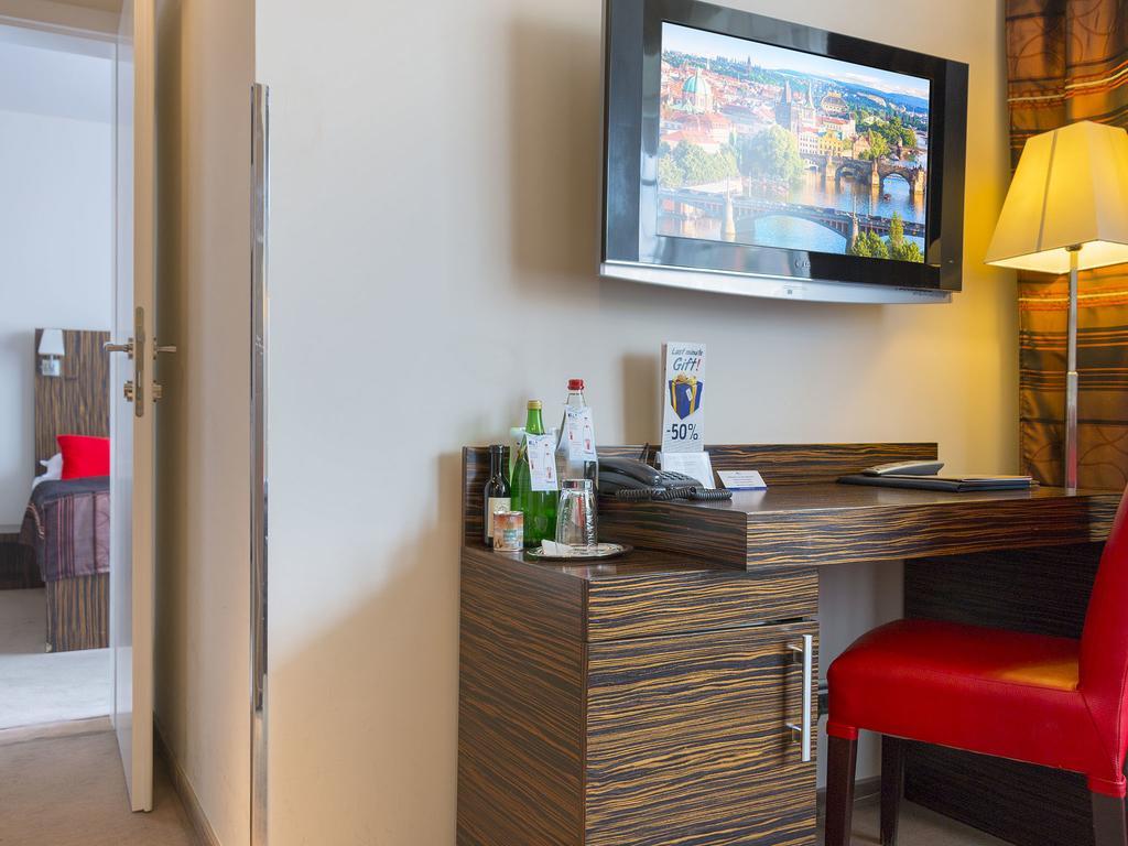 Hotell Ea Crystal Palace